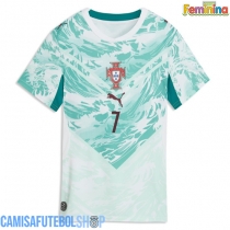 Camisa de time de futebol Portugal Cristiano Ronaldo #7 Replicas 2º Equipamento Feminina Mundo 2026 Manga Curta